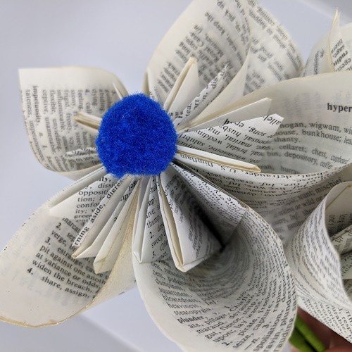 Book print Paper Flower Bunch - Image 4