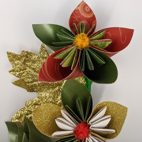 Christmas Paper Flower Bunch - Image 10